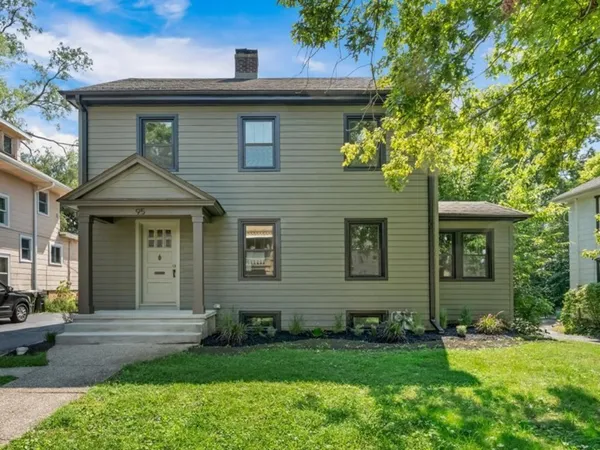 $649,000 | 95 Pine Avenue, Riverside, IL 60546