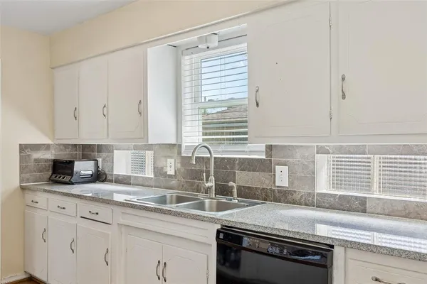 $399,500 | 8049 Woodhue Road, Dallas, TX 75228