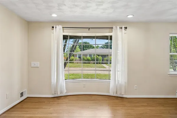 $399,500 | 8049 Woodhue Road, Dallas, TX 75228