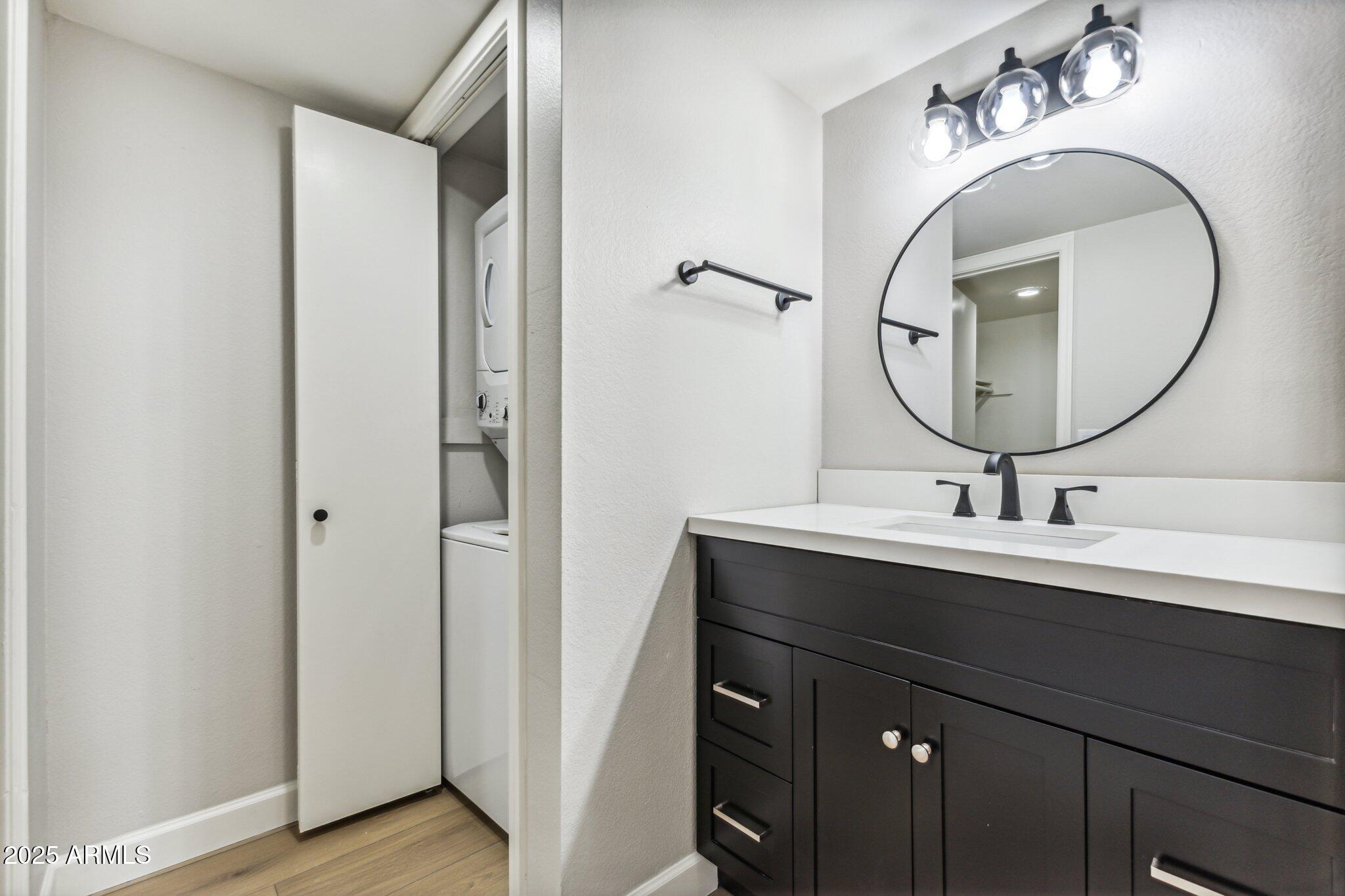 10610 South 48th Street, Unit 2016 Phoenix, AZ 85044 - Photo 10 of 13 15-web-or-mls-10610-s-48th-st-2016