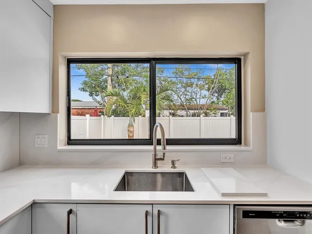 $3,300 | 5408 Northeast 3rd Ter., Fort Lauderdale, FL 33334