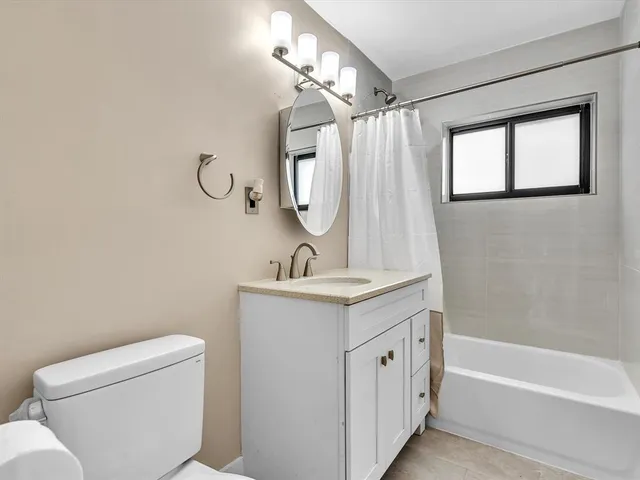 $3,300 | 5408 Northeast 3rd Ter., Fort Lauderdale, FL 33334