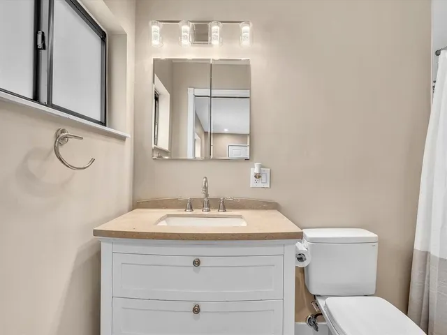 $3,300 | 5408 Northeast 3rd Ter., Fort Lauderdale, FL 33334