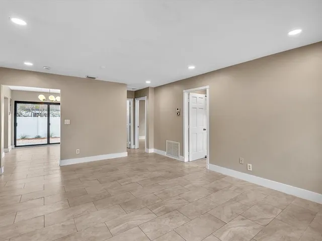 $3,300 | 5408 Northeast 3rd Ter., Fort Lauderdale, FL 33334