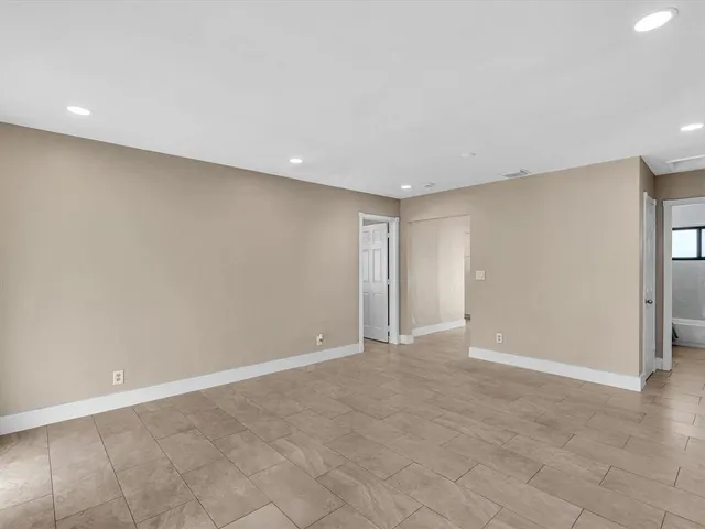 $3,300 | 5408 Northeast 3rd Ter., Fort Lauderdale, FL 33334