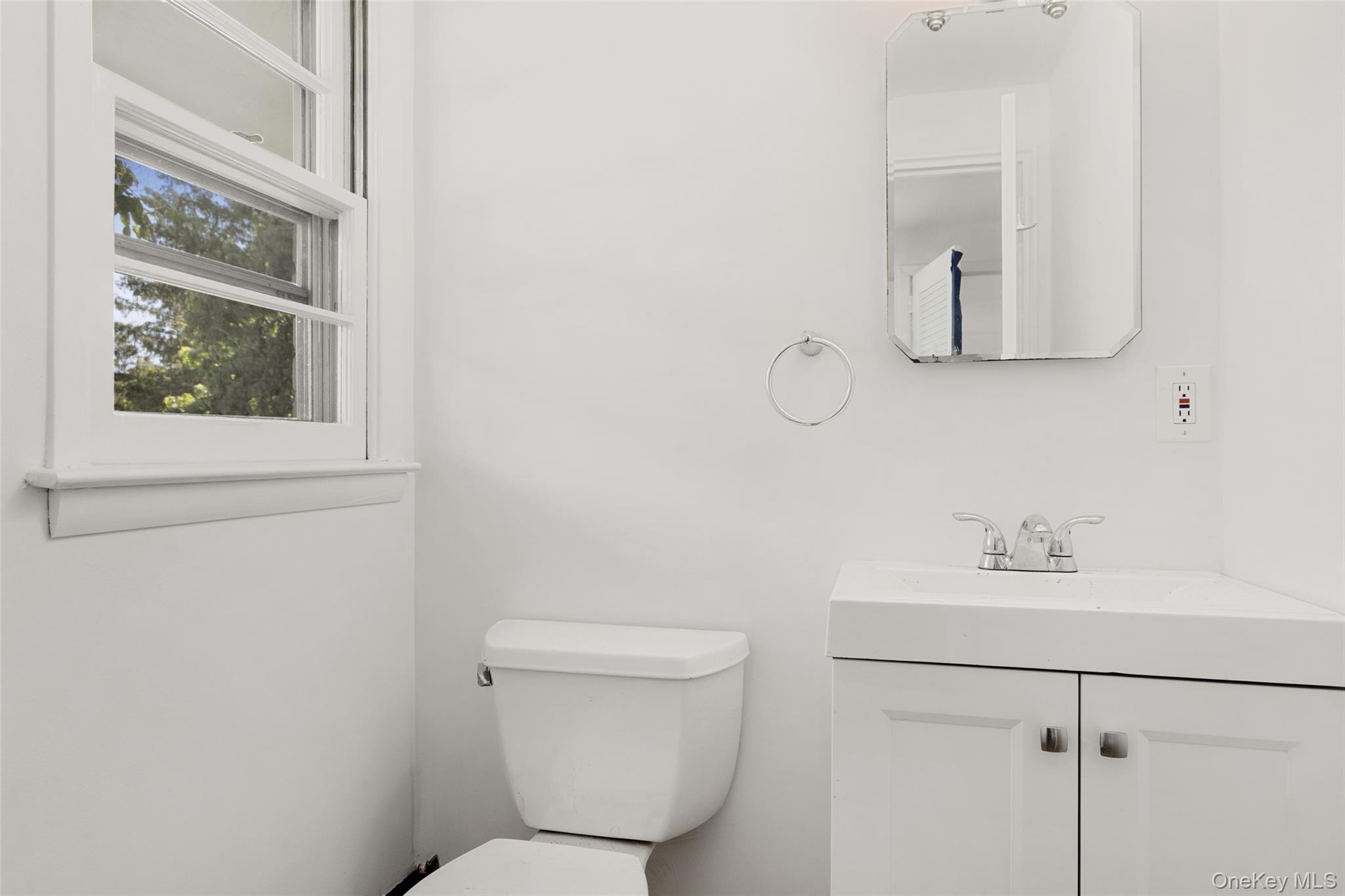 961 Lester Road Yorktown Heights, NY 10598 - Photo 15 of 37