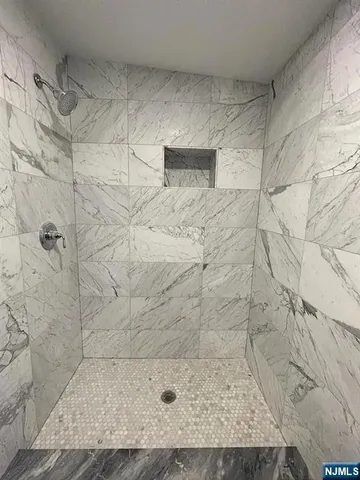 $4,500 | 9009 Riverside Place, Unit 2, North Bergen, NJ 07047