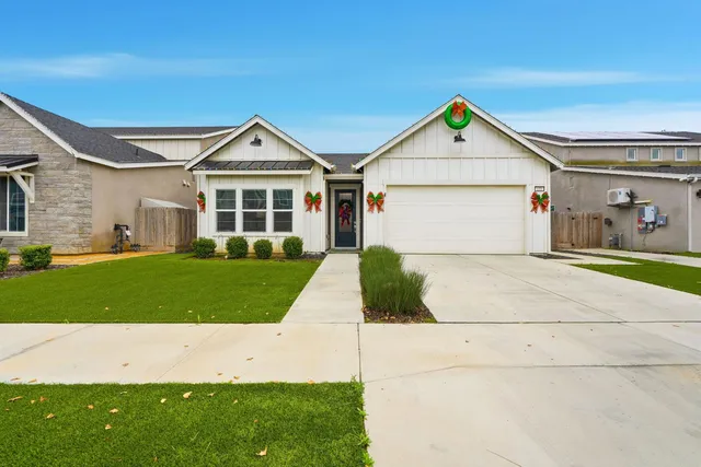 $509,900 | 133 East Tyler Court, Visalia, CA 93291