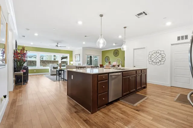 $509,900 | 133 East Tyler Court, Visalia, CA 93291