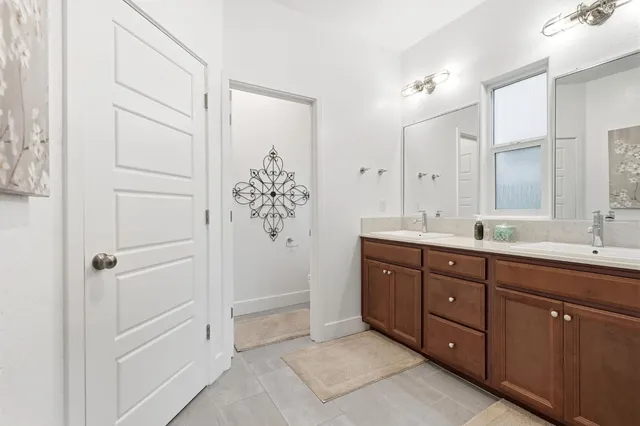 $509,900 | 133 East Tyler Court, Visalia, CA 93291