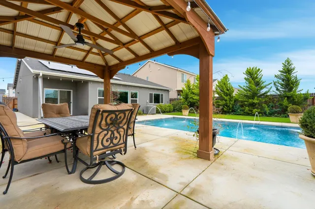 $509,900 | 133 East Tyler Court, Visalia, CA 93291