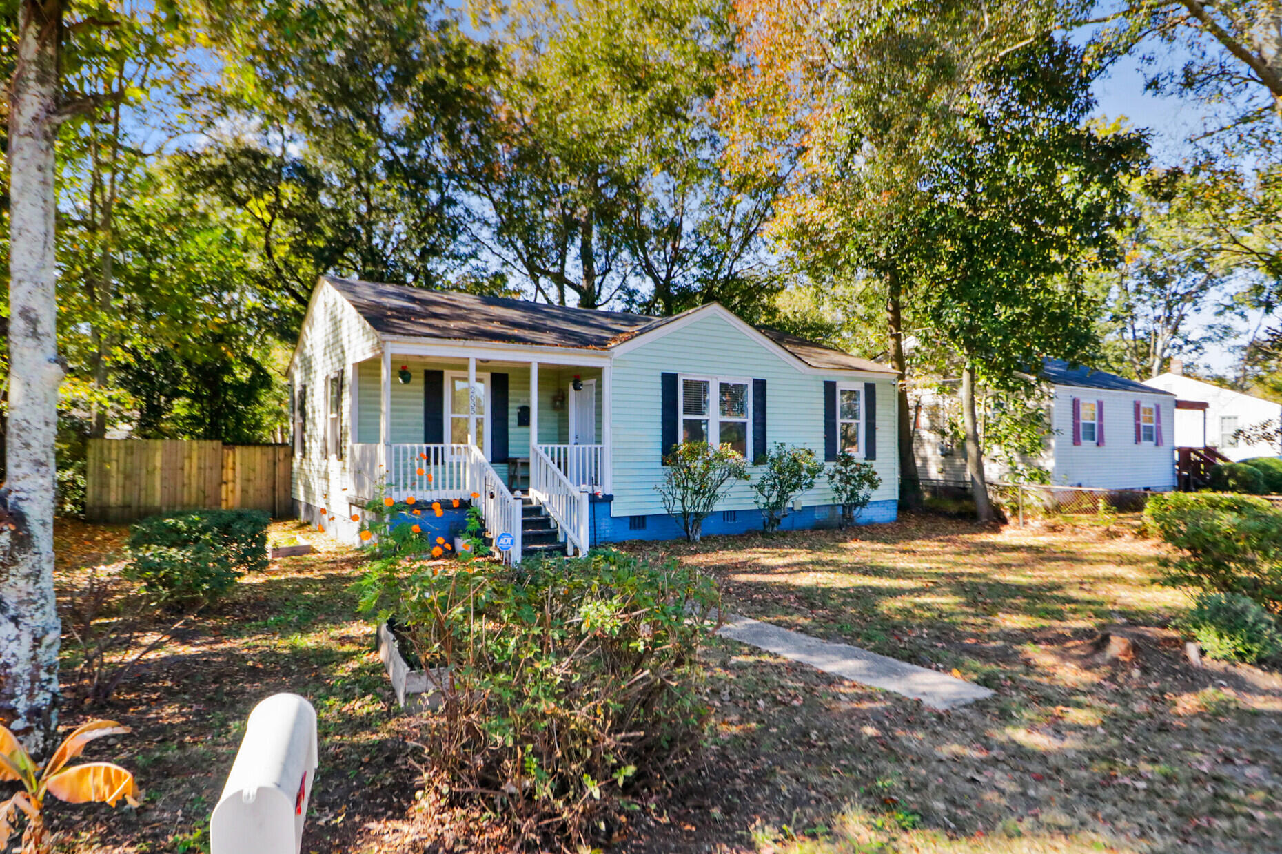 2635 Ranger Drive North Charleston, SC 29405 - Photo 4 of 37 03__MG_5026_mls