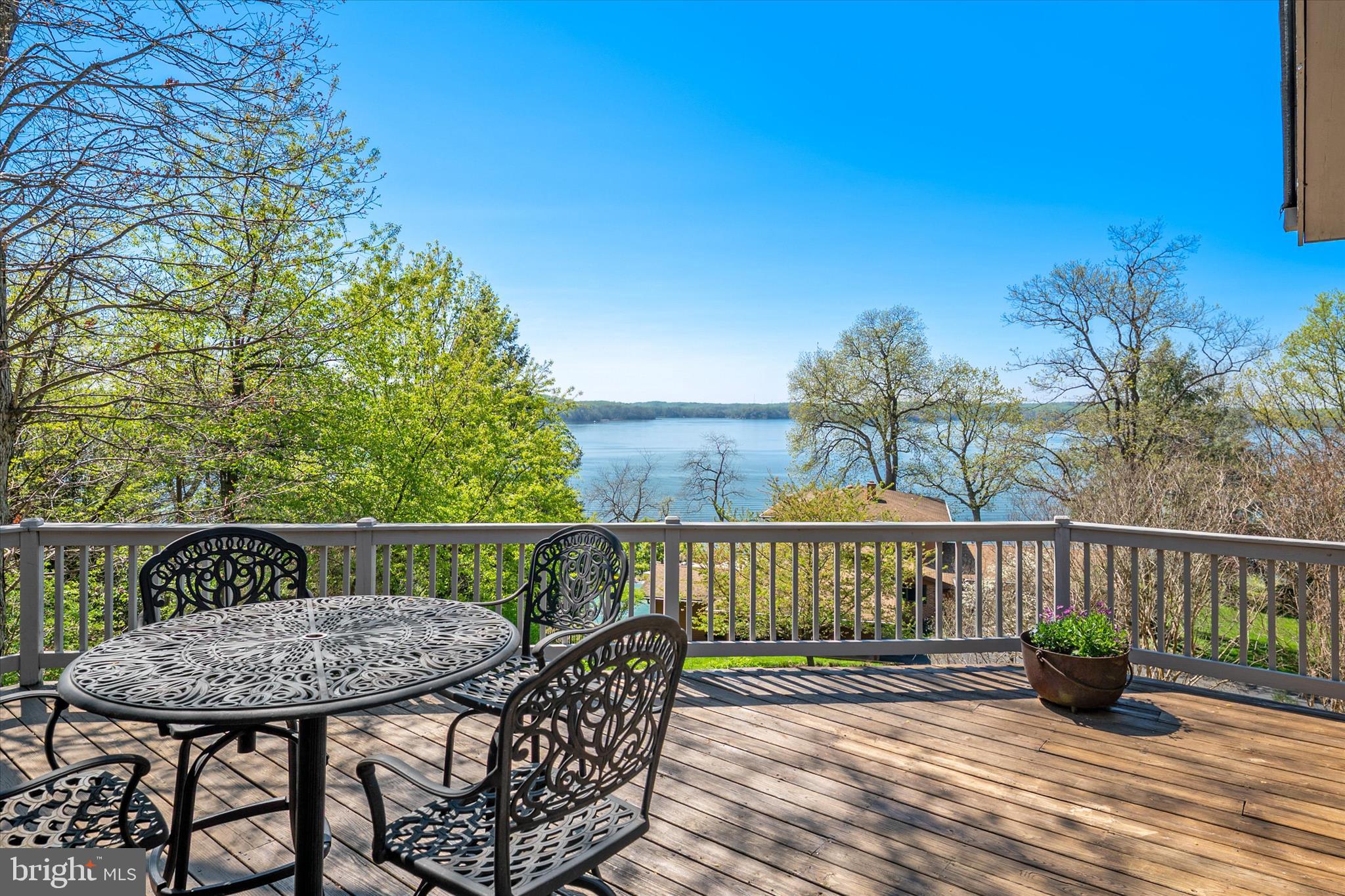 267 Rugby Court Arnold, MD 21012 - Photo 5 of 55 Upper Deck Overlooking the Severn