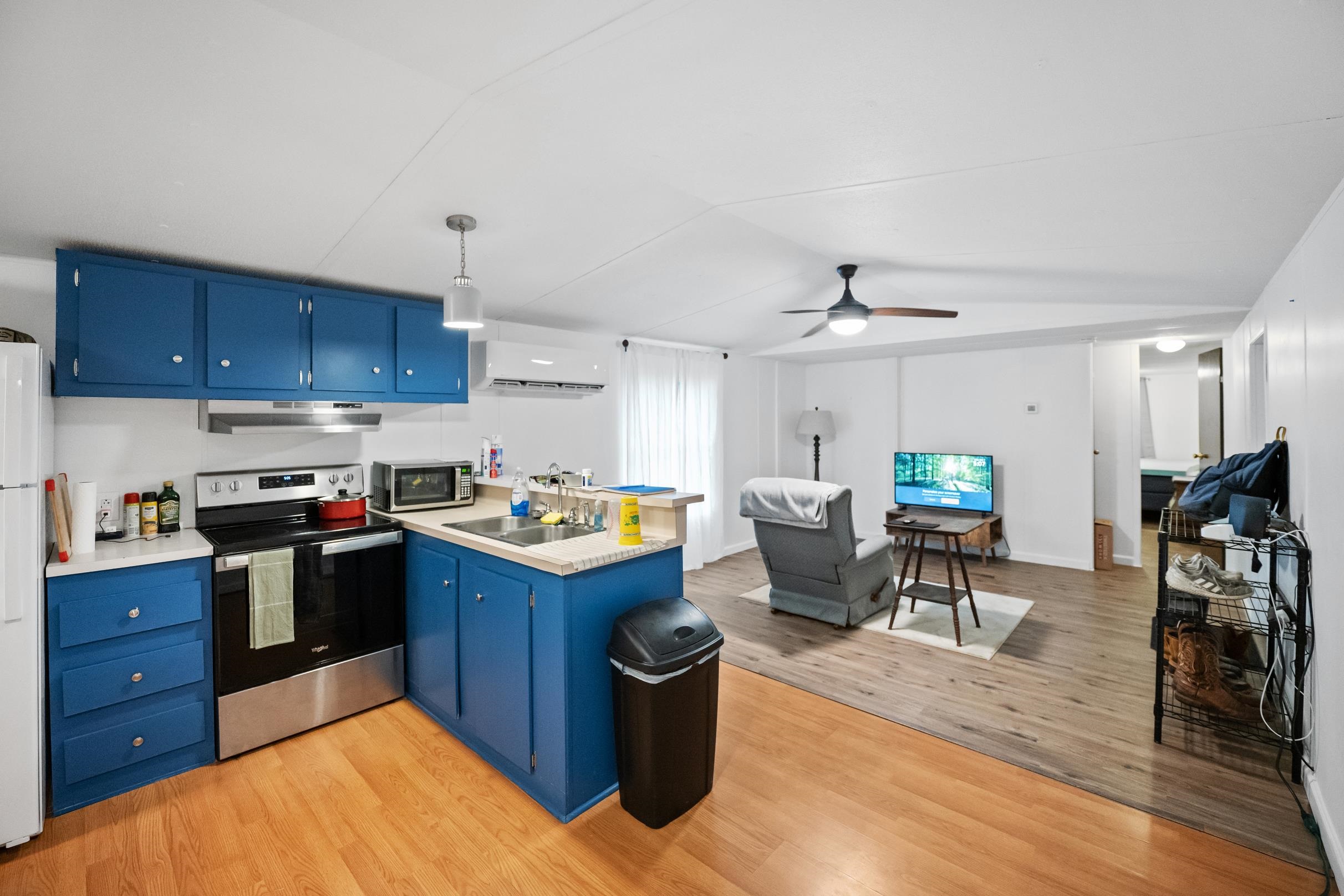 13014 5th Street Lillian, AL 36549 - Photo 5 of 20 Kitchen