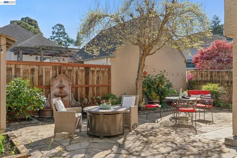 $1,060,000 | 523 Pala Avenue, San Leandro, CA 94577