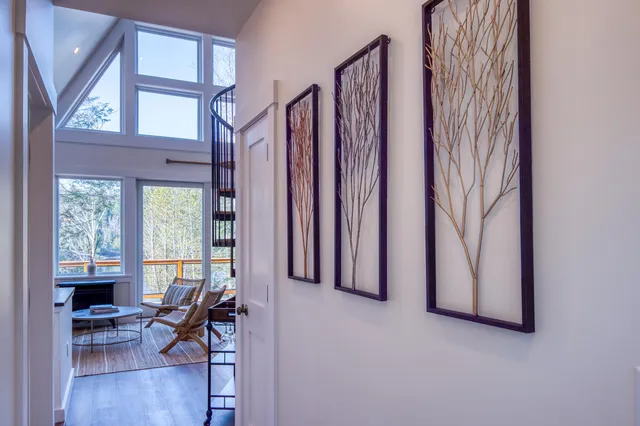 $979,000 | 2 Rachel Lane, Rangeley, ME 04970