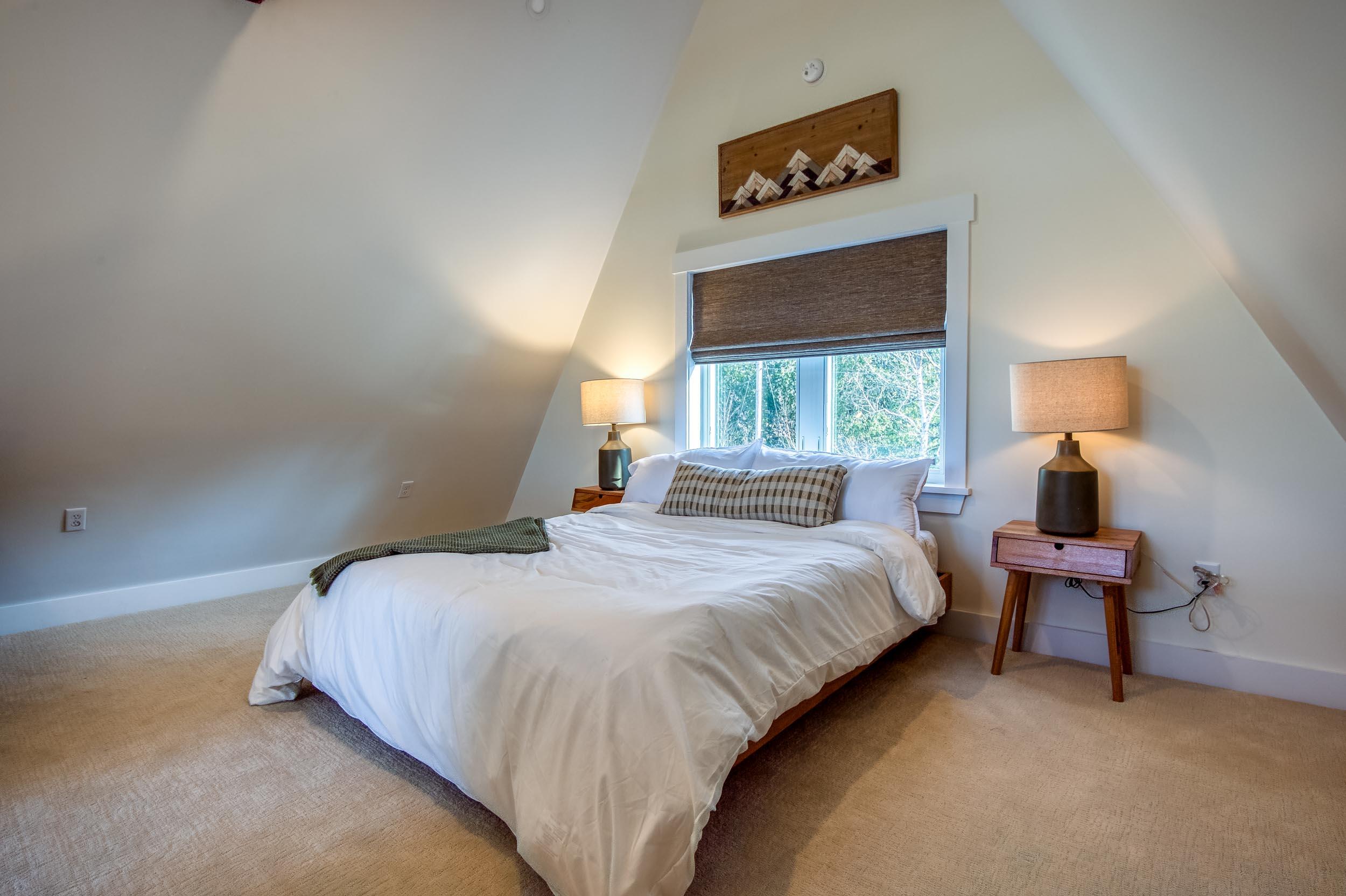 2 Rachel Lane Rangeley, ME 04970 - Photo 33 of 49 2nd Floor BR