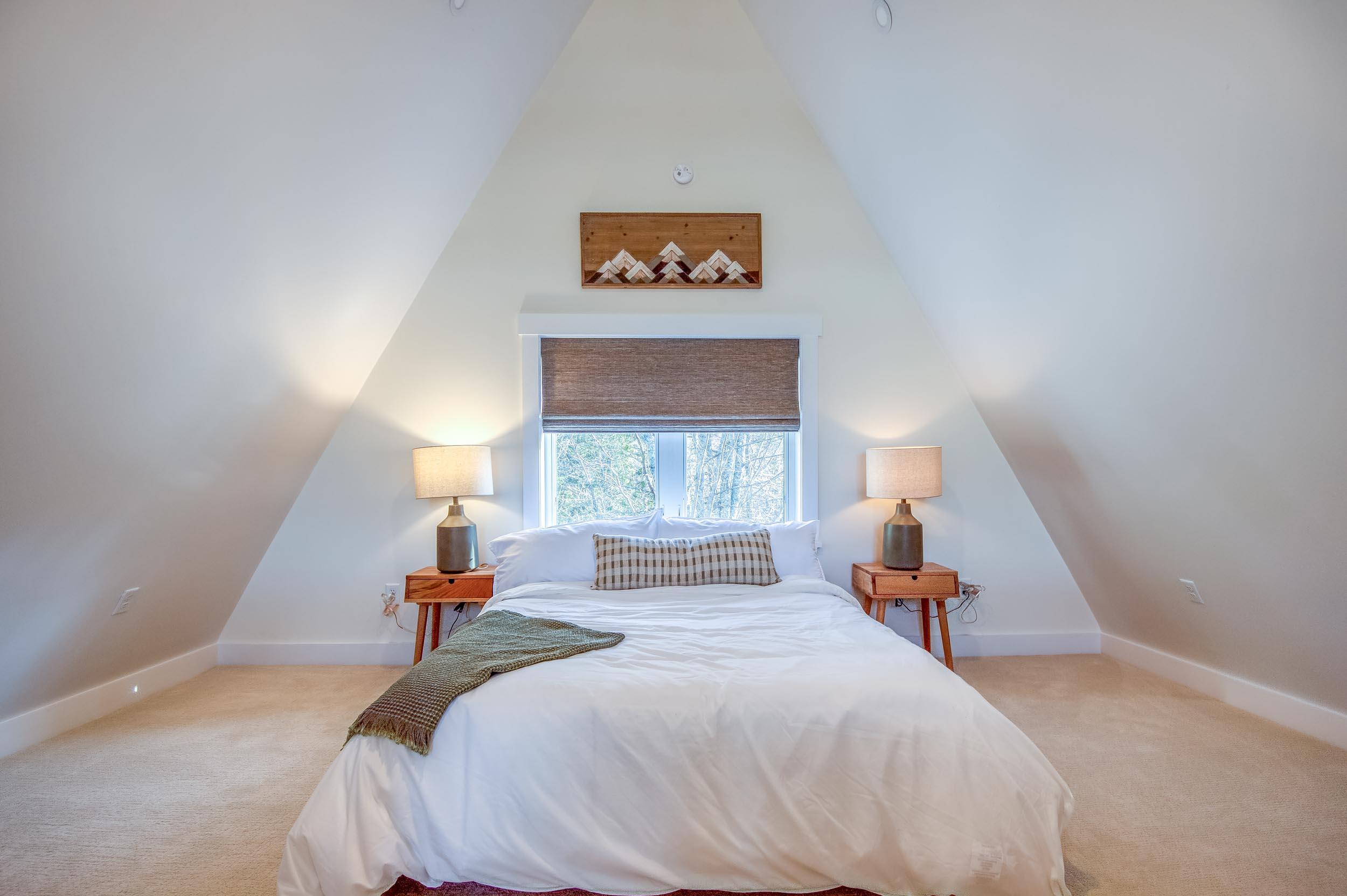 2 Rachel Lane Rangeley, ME 04970 - Photo 35 of 49 Tasteful Decor