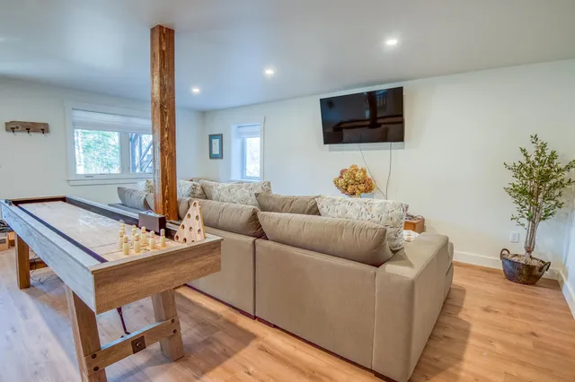 $979,000 | 2 Rachel Lane, Rangeley, ME 04970