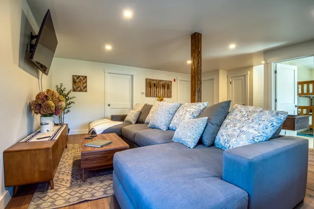 $979,000 | 2 Rachel Lane, Rangeley, ME 04970