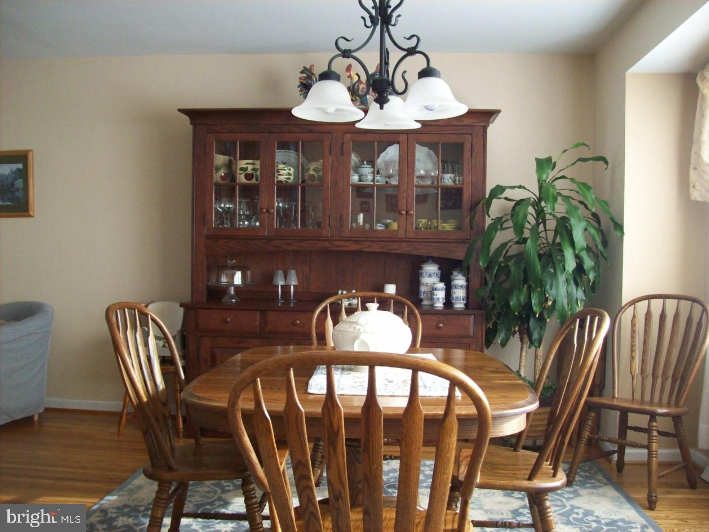 428 Robin Road Hatboro, PA 19040 - Photo 10 of 20 Dining Room