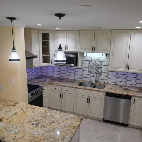 $259,000 | 3716 West Louisiana Drive, Kenner, LA 70065