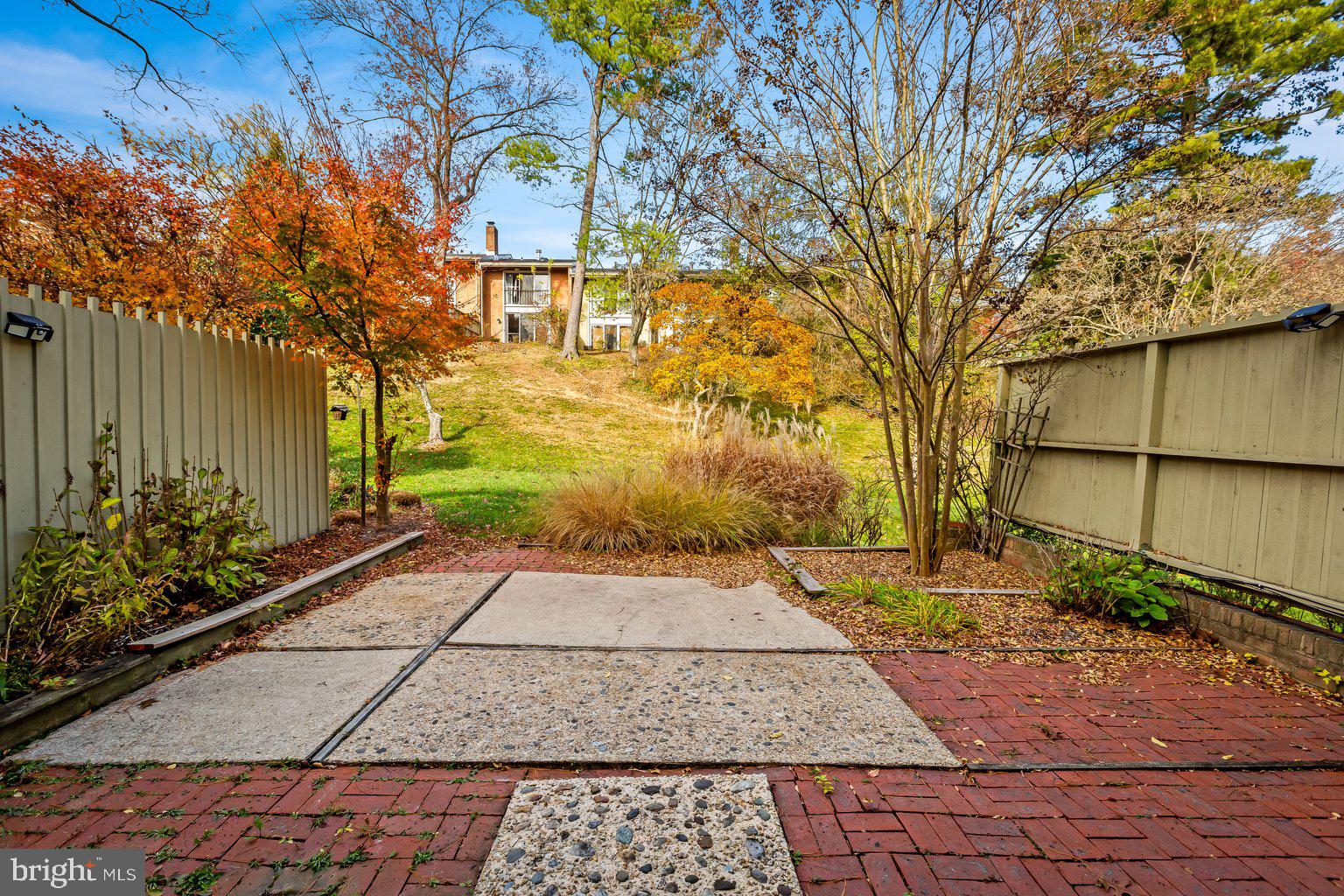 2 Hamlet Hill Road Baltimore, MD 21210 - Photo 30 of 32 enclosed back patio