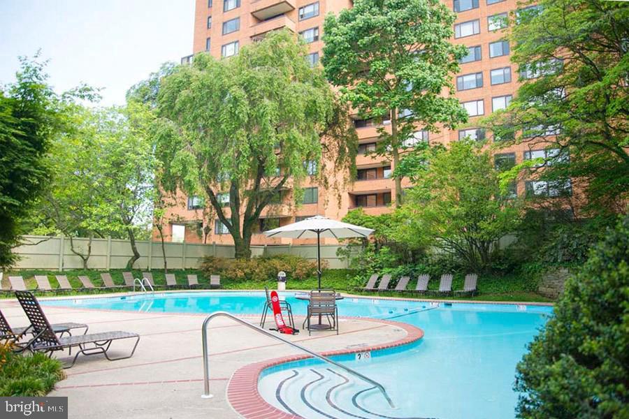 2 Hamlet Hill Road Baltimore, MD 21210 - Photo 31 of 32 one of 3 pools!