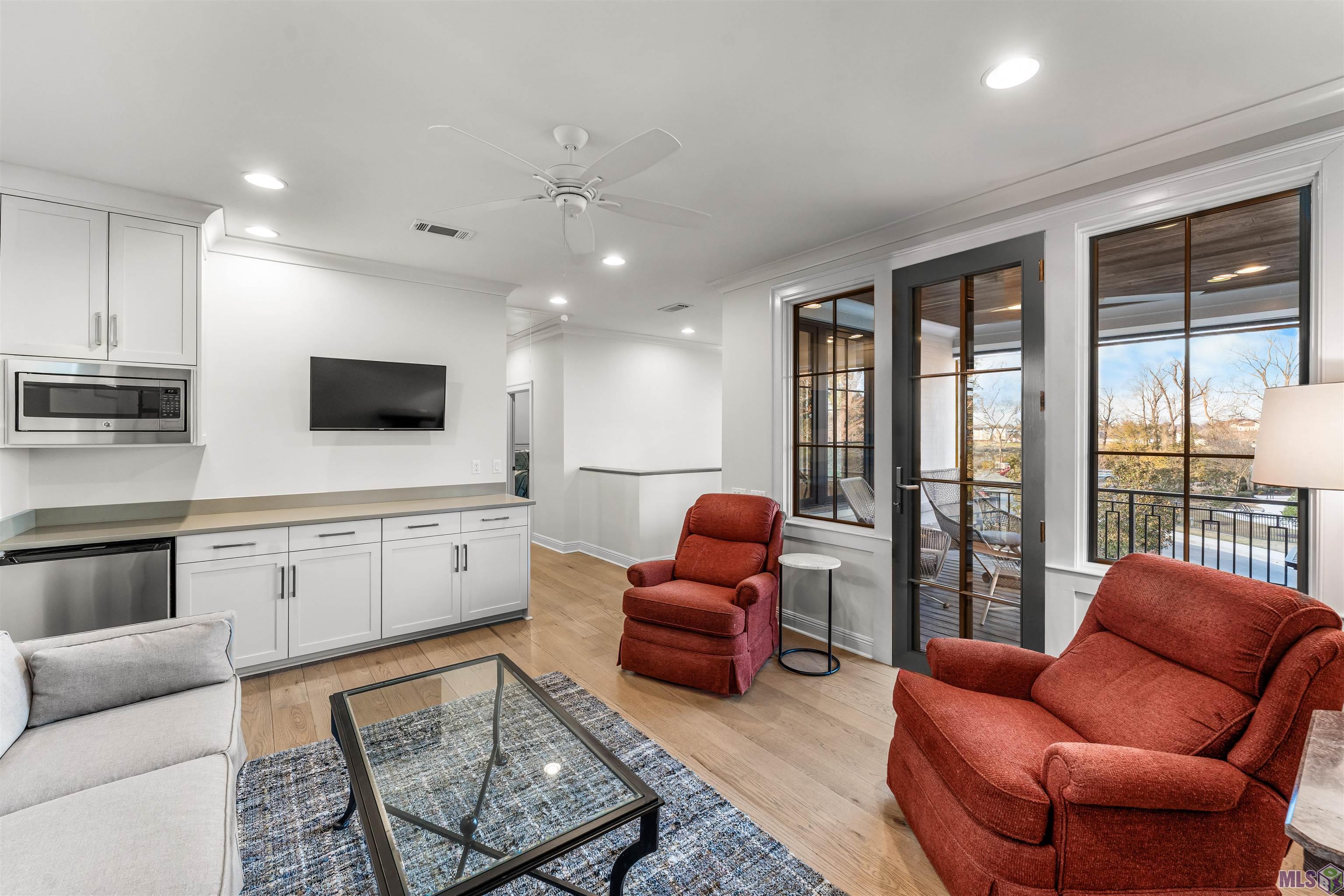 7313 Willow Grove Boulevard Baton Rouge, LA 70810 - Photo 30 of 56 Upstairs Sitting Room (additional view)