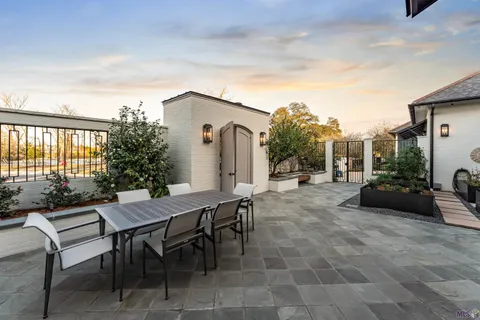 $1,525,000 | 7313 Willow Grove Boulevard, Baton Rouge, LA 70810