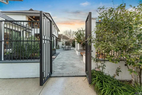 $1,525,000 | 7313 Willow Grove Boulevard, Baton Rouge, LA 70810