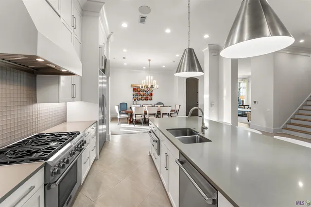 $1,525,000 | 7313 Willow Grove Boulevard, Baton Rouge, LA 70810