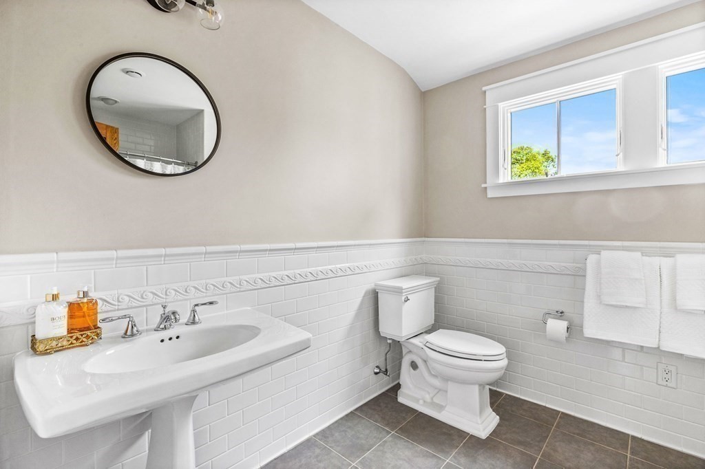 35 Beaver Dam Road Scituate, MA 02066 - Photo 22 of 37 Gallery Image 22