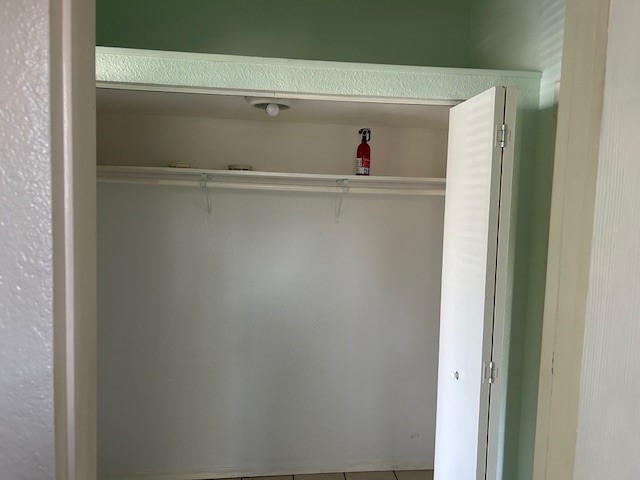 4725 Avenue R 1/2 Galveston, TX 77551 - Photo 9 of 18 a close view of closet