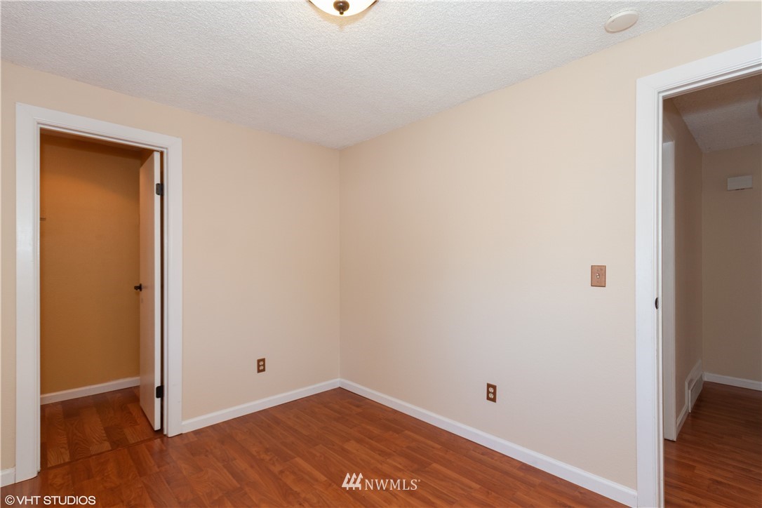 2924 Crystal Springs Road West University Place, WA 98466 - Photo 7 of 11 Gallery Image 7