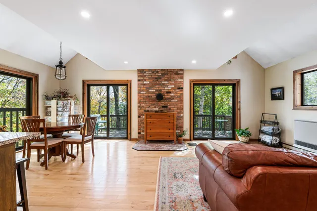 $444,900 | 6 Anderson Pond Road, Grantham, NH 03753