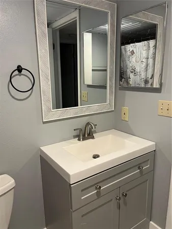 $1,800 | 3300 Fox Chase Circle, Unit 226, Palm Harbor, FL 34683
