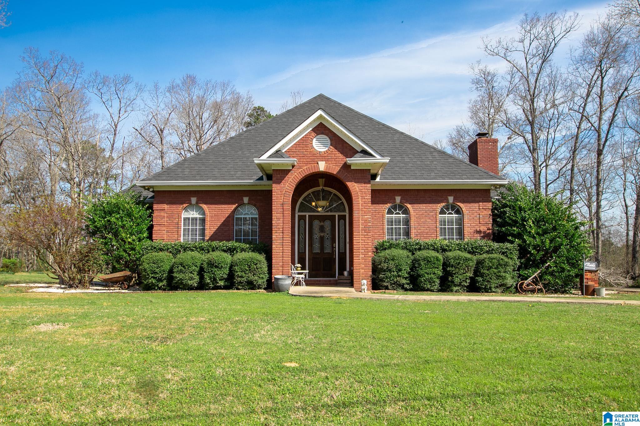 345 Panoramic Circle Warrior, AL 35180 - Photo 1 of 52