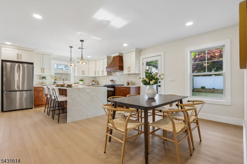 10 Rose Street Edison, NJ 08817 - Photo 4 of 48