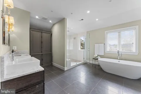 $1,999,000 | 5702 16th Street Northwest, Washington, DC 20011