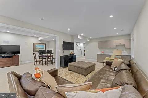 $1,999,000 | 5702 16th Street Northwest, Washington, DC 20011