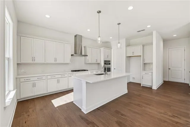 $599,900 | 230 East Hbr Drive, Dawsonville, GA 30534