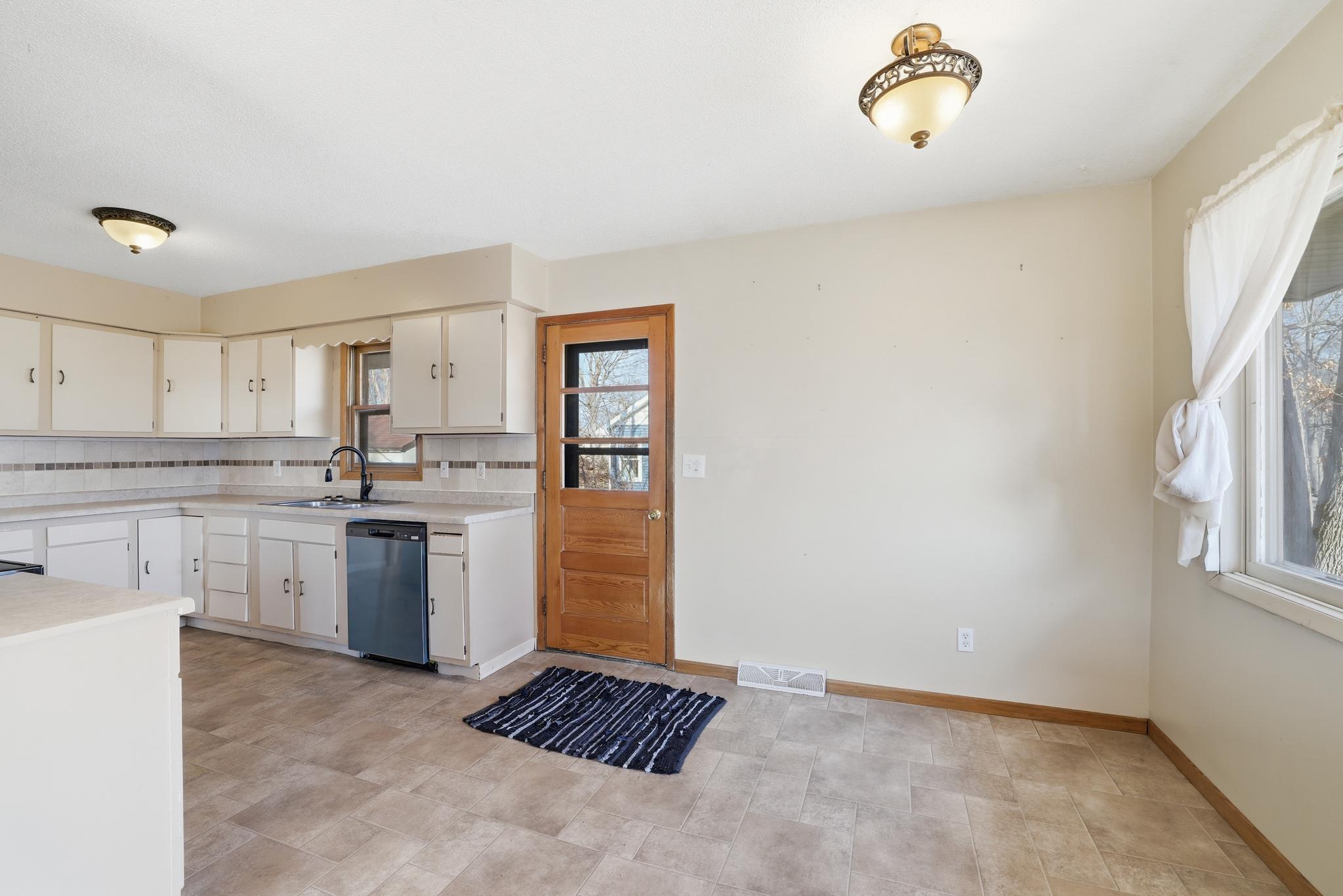 12049 Ash Street Zimmerman, MN 55398 - Photo 14 of 35