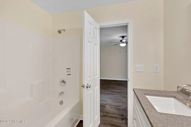 $1,600 | 640 Walnut Drive, Jacksonville, NC 28540