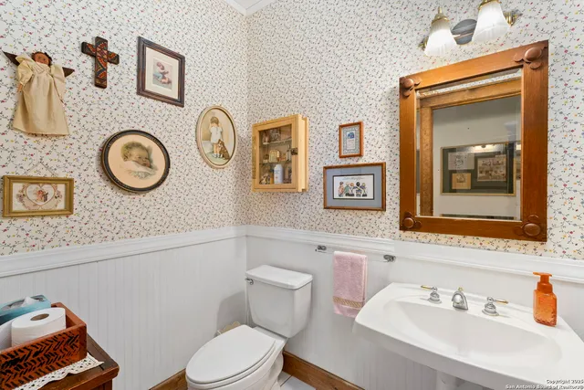 $989,900 | 125 Northlake Cove, Lakehills, TX 78063