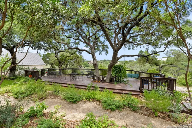 $989,900 | 125 Northlake Cove, Lakehills, TX 78063