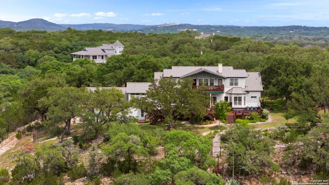 $989,900 | 125 Northlake Cove, Lakehills, TX 78063