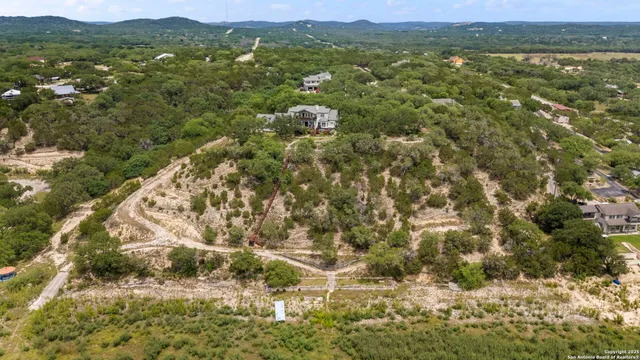 $989,900 | 125 Northlake Cove, Lakehills, TX 78063