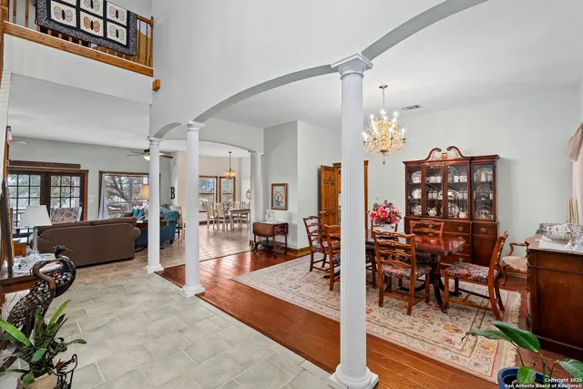 $989,900 | 125 Northlake Cove, Lakehills, TX 78063