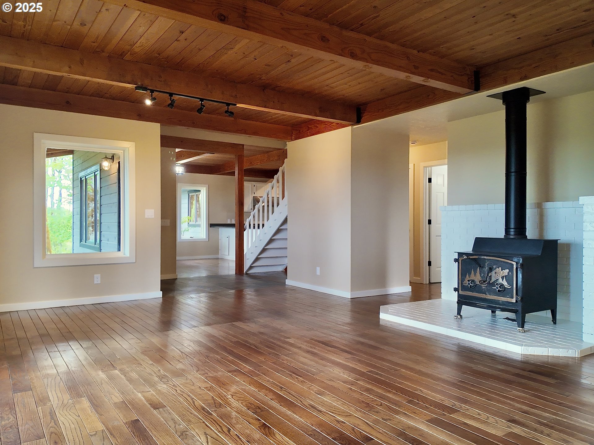 11880 Dupee Valley Road Sheridan, OR 97378 - Photo 11 of 46